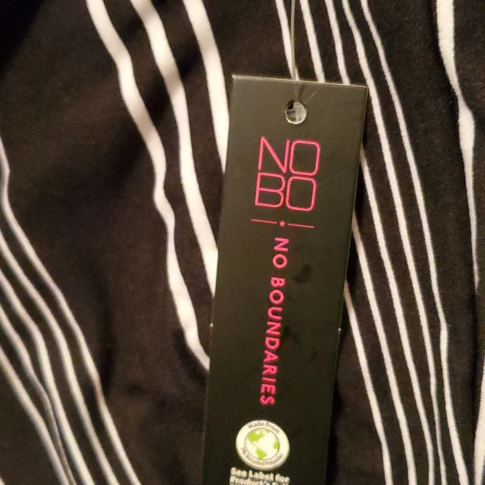 NWT No Boundaries Ladies Stretch Pants. Set of 2 - Picture 7 of 10